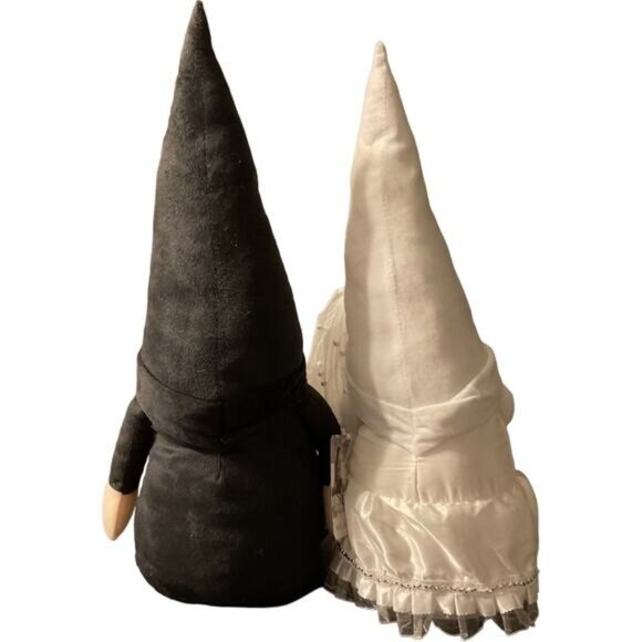 2022 Rae Dunn Bridal His and Hers 19" Groom Bride Wedding Gnomes - Picture 3 of 6